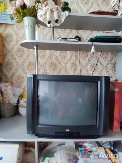 Телевизор JVC 21