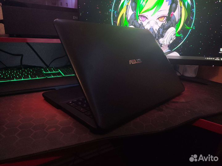 Ноутбук asus 4 ядра/SSD/HDD/920M