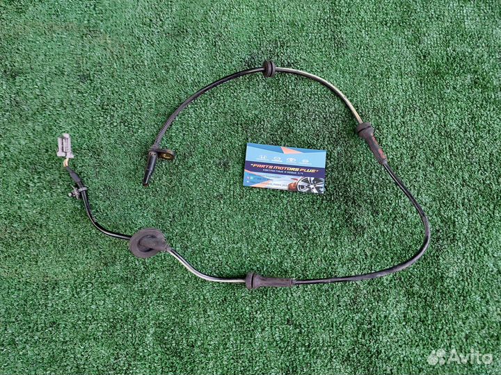 Датчик абс передний правый Ниссан Теана J31