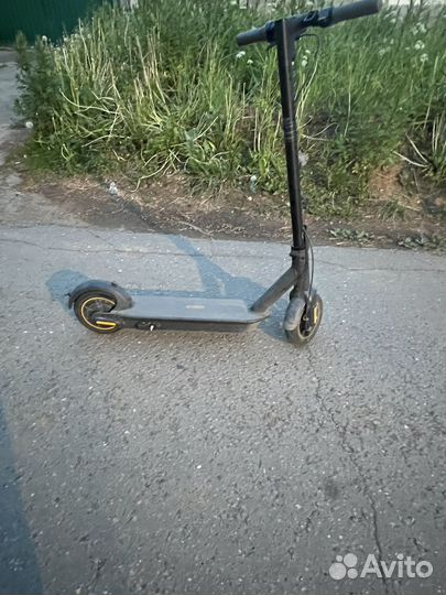 Электросамокат ninebot max g30