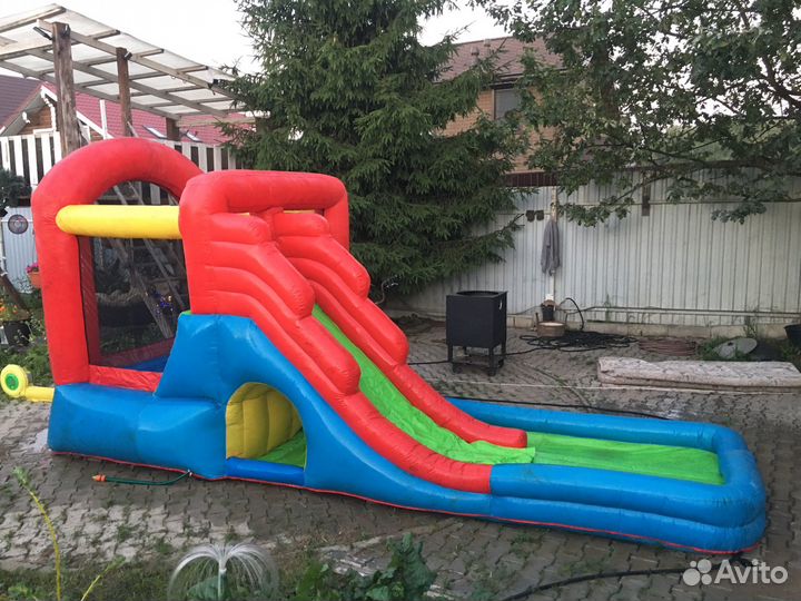 Батут-надувная водная горка