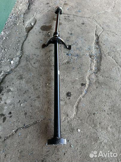 Карданный вал в сборе Volkswagen Tiguan