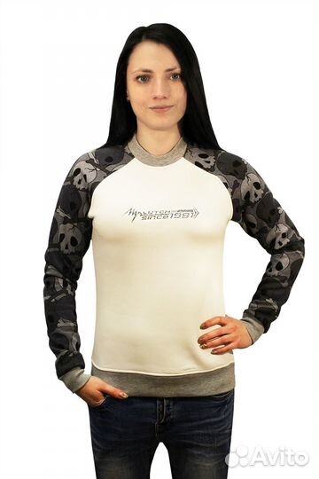 Толстовка с рукавом Черепа женская