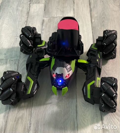 Машинка танк робот2 пульта