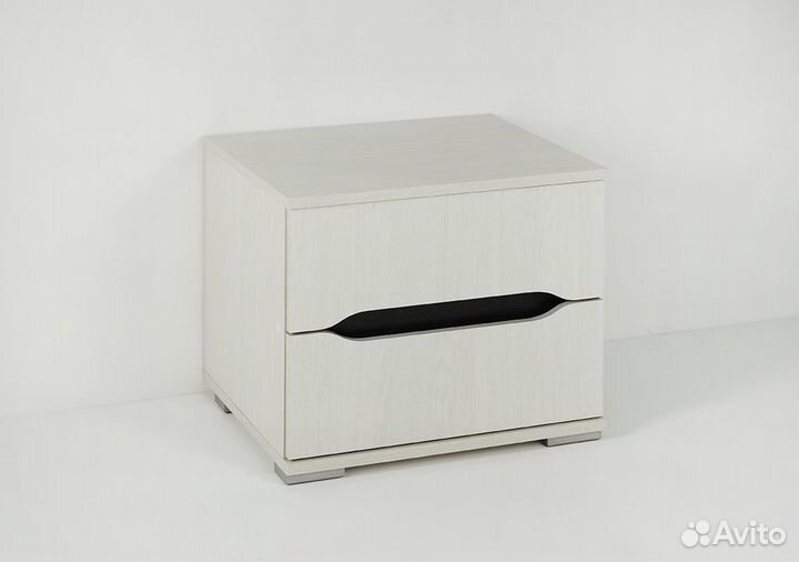 Тумба прикроватная
