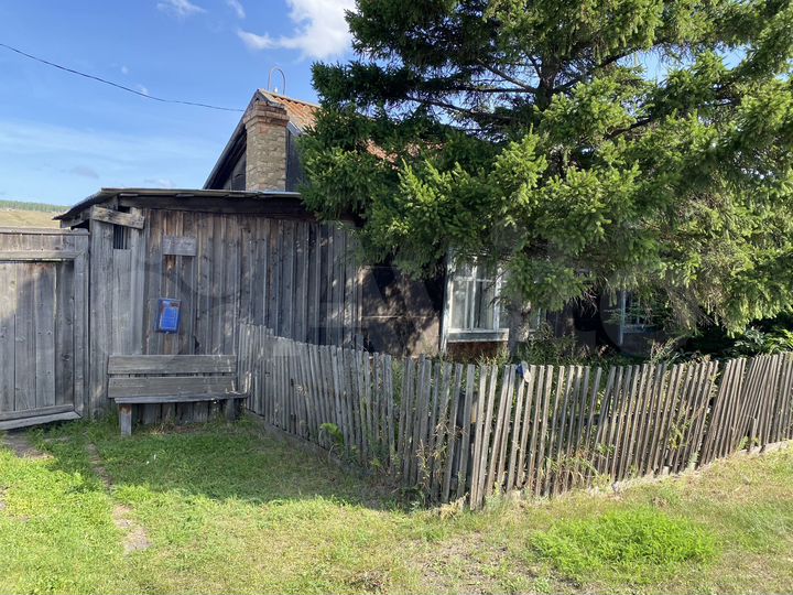 Дом 54,7 м² на участке 8,3 сот.