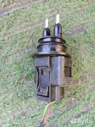 Датчик уровня омывающей жидкости Audi A6 C6 4F2 1J