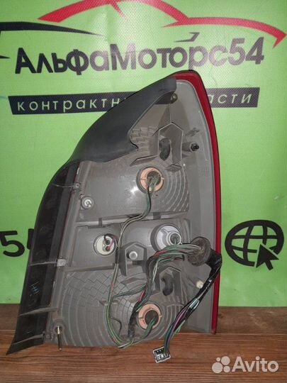 Стоп-сигнал задний левый Nissan Primera P12