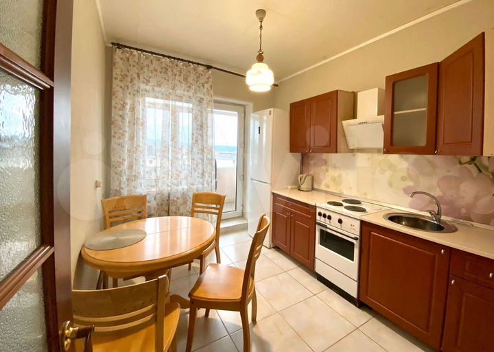 2-к. квартира, 50 м², 3/5 эт.