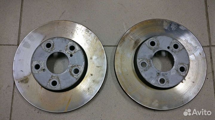 Тормоза передние Toyota RAV4