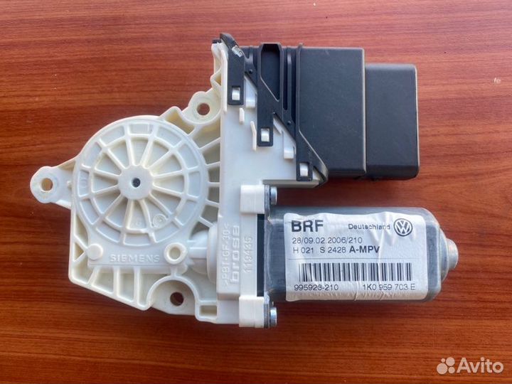 Мотор стеклоподъемника Vw Touran minivan BSE 2006