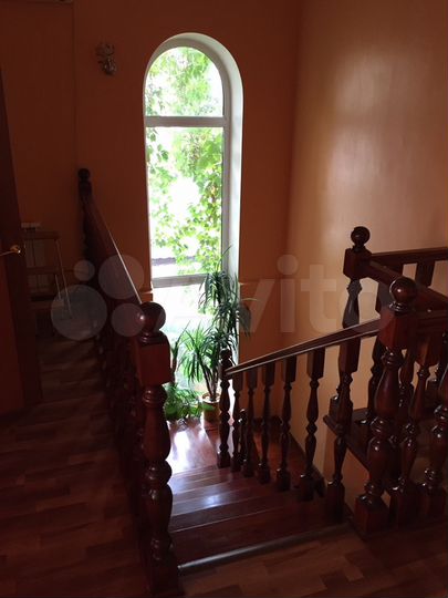 Дом 300 м² на участке 5 сот.