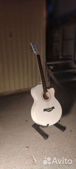 Белая гитара