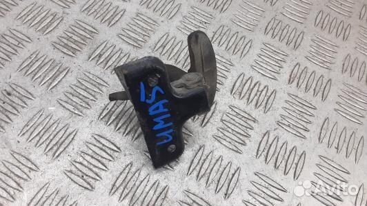 Замок капота mercedes benz M-class W164 (UMA05VR01