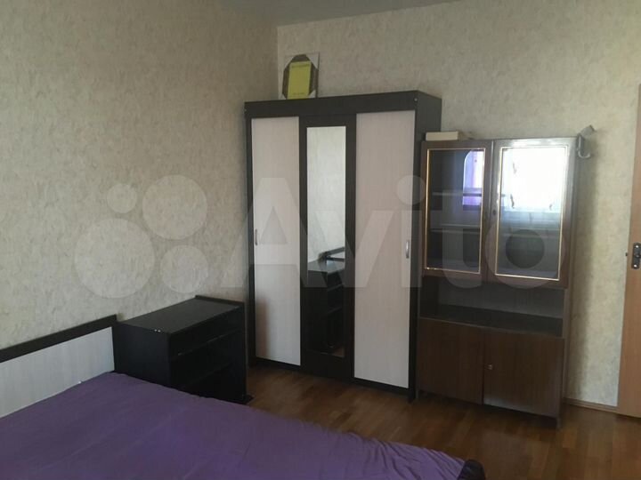 2-к. квартира, 61 м², 4/17 эт.