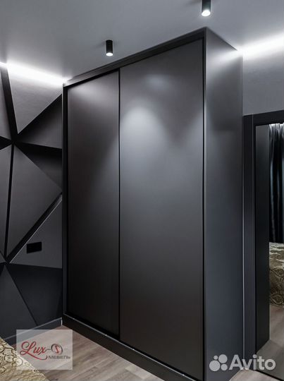 Шкаф для одежды встроенный