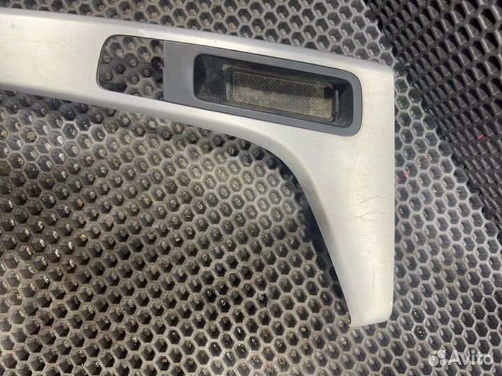 Накладка консоли Audi A4 B9 DES 2.0 TDI 2017