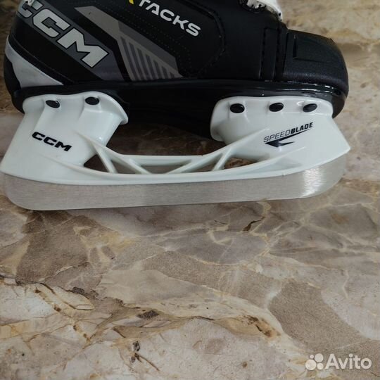 Коньки детские CCM