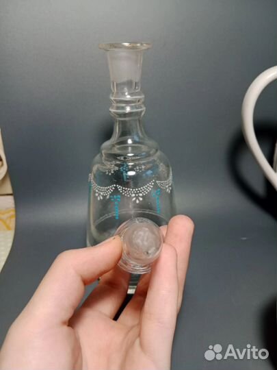 Графин Европа 19 век. Стекло, эмаль