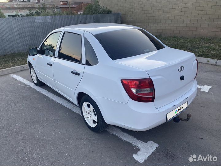 LADA Granta 1.6 МТ, 2013, 110 500 км