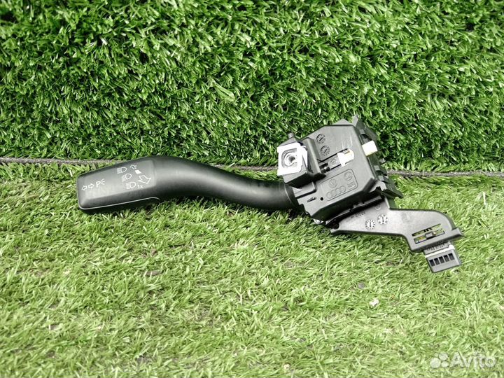 Переключатель подрулевой (света-поворотников) Audi