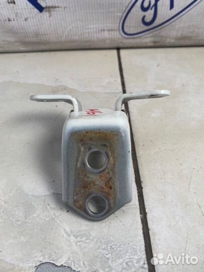 Петля двери передняя правая Mazda Mazda6 GH 2.0