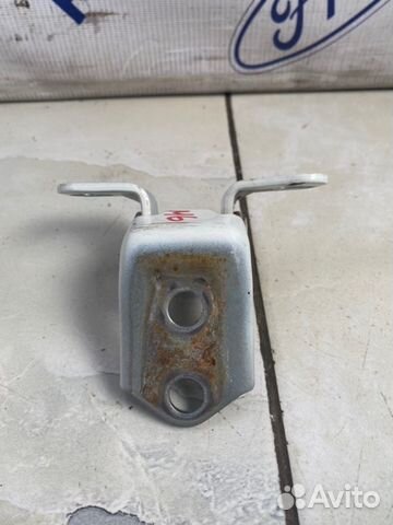 Петля двери передняя правая Mazda Mazda6 GH 2.0