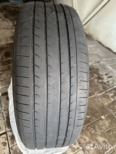 Yokohama BluEarth RV-02 225/65 R17