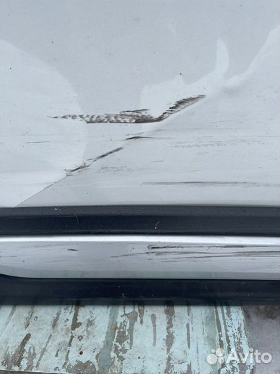 Мицубиси outlander дверь