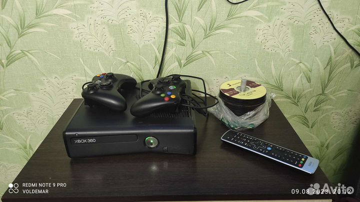 Xbox 360 250gb прошитая