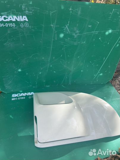 Дефлектор кабины левый scania