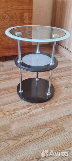 Журнальный столик переливающийся с блестками