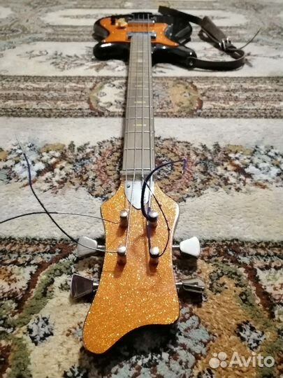 Бас гитара СССР (ретро)