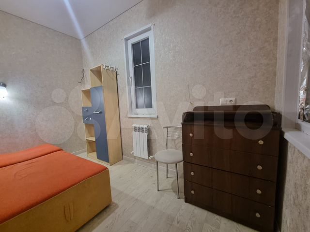 Комната 11 м² в 2-к., 2/2 эт.