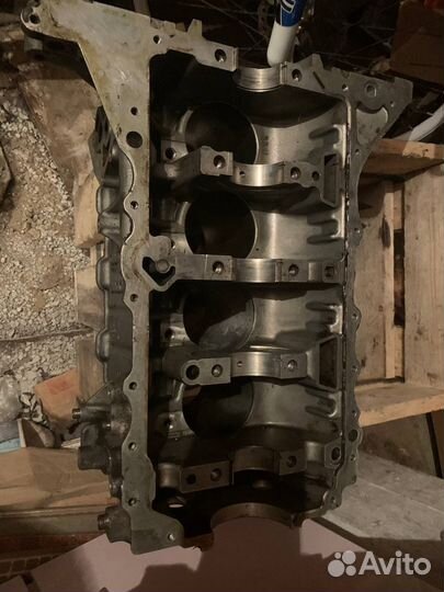 Блок двигателя с коленвалом EP6