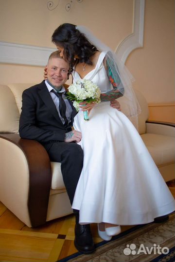 Свадебное платье