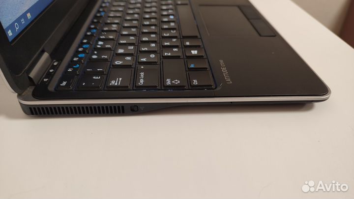 Ноутбук Dell (i5-4300u / SSD 256гб / 16гб озу)