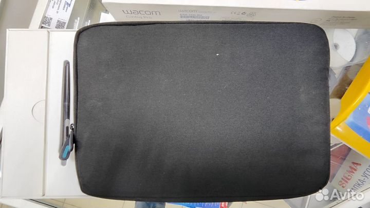 Интерактивный дисплей wacom Cintiq Pro 13 (DTH-132