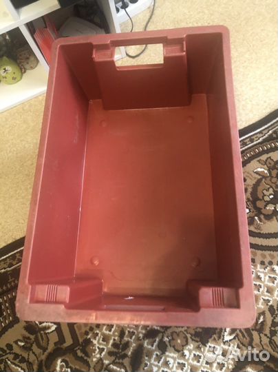 Ящик пластиковый