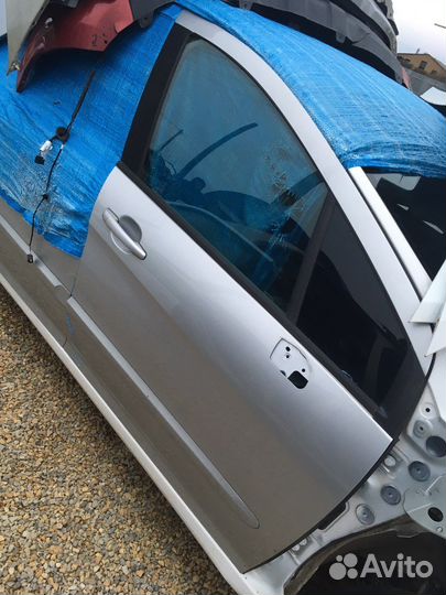 Peugeot 308 дверь передняя правая