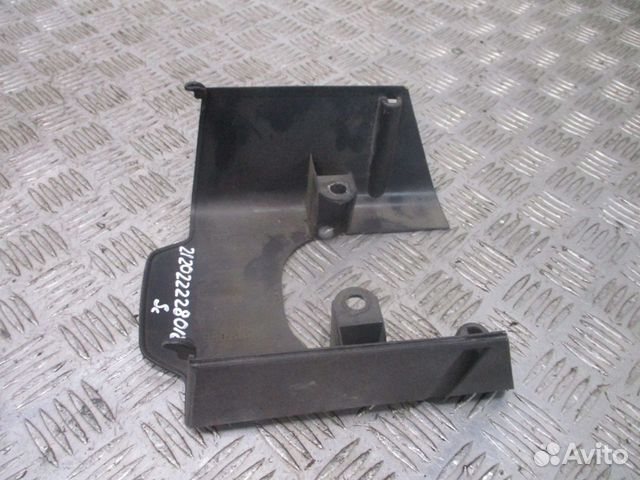 Кожух рулевой колонки Scania 1549228