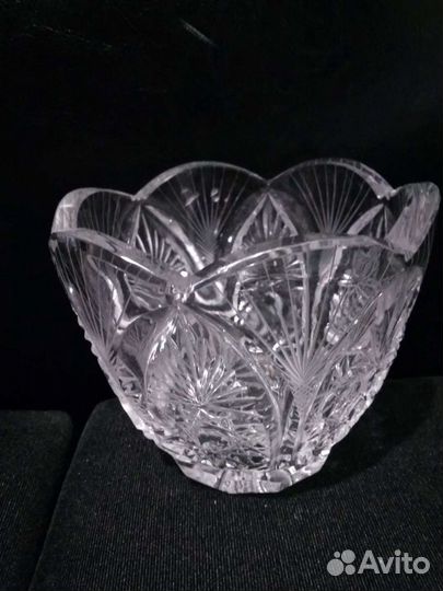 Хрустальная ваза