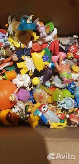 Киндер игрушка сюрприз яйцо