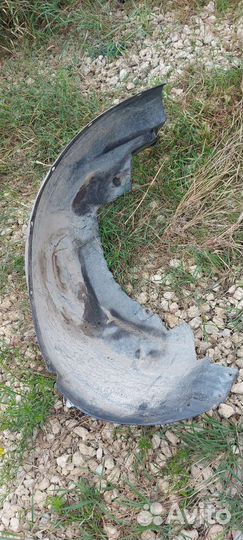 Подкрылок задний бмв е53