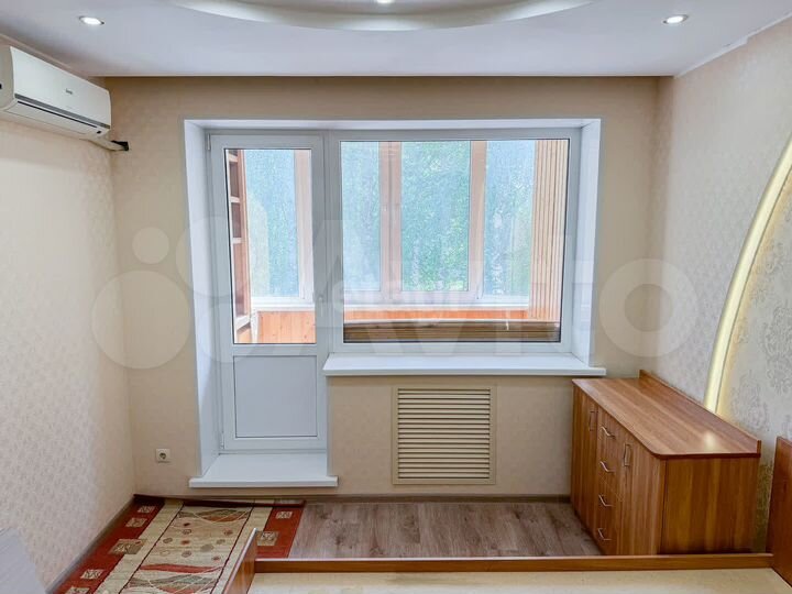 3-к. квартира, 64 м², 4/10 эт.