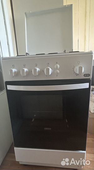 Газовая плита Zanussi ZCG9210N1W