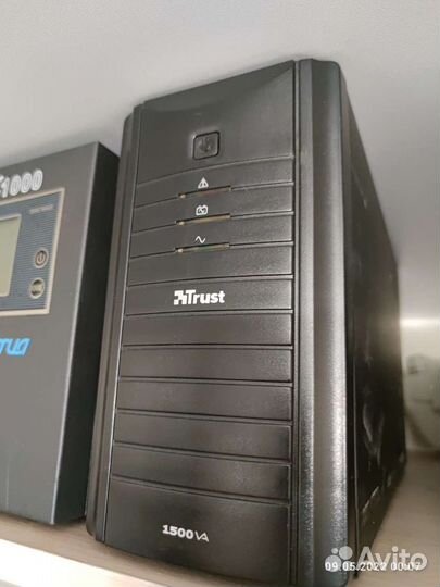 Ибп Trust 1500VA