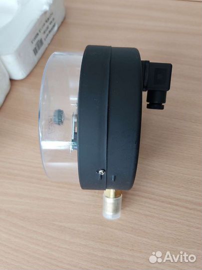 Манометр физтех дм2005ф исп V