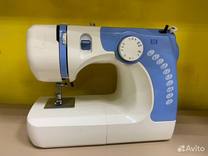 Швейная машина comfort 15