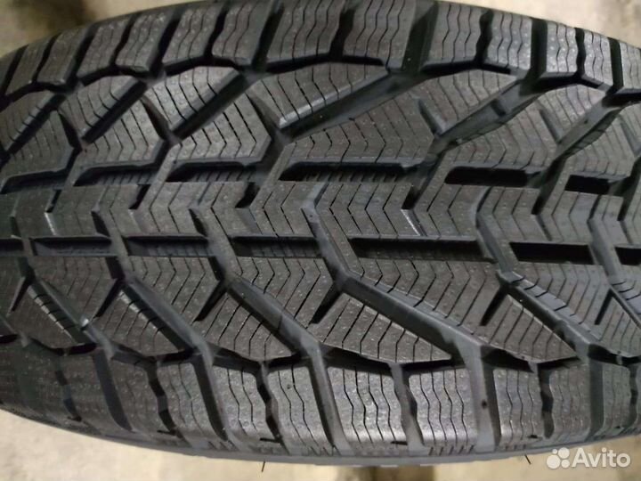 Tigar SUV Winter 275/40 R20 106V